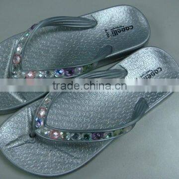 hot selling fancy rhinestone beach summer pvc slippers for girls