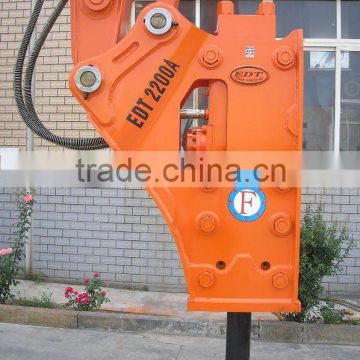 Side type hydraulic breaker