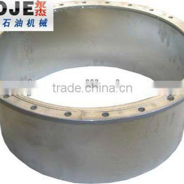 Aluminum manhole cover flange