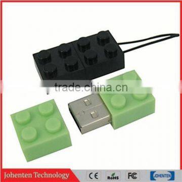 OEM Customized 3D PVC Truck USB Flash Drive photo-2