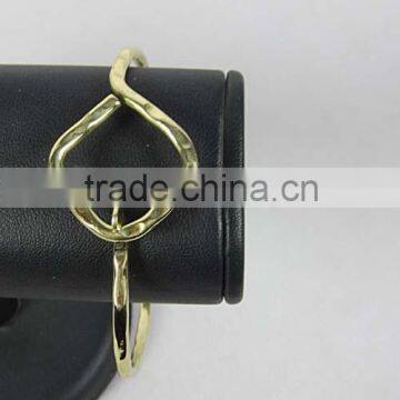 BRASS CUFF, BRASS CUFF BRACELETS,BRACELETS ,TOP QUALITY BRACELETS, WHOLESALE JEWELRY,COSTUME JEWELRY,GOLD CUFF,GOLD COLOR