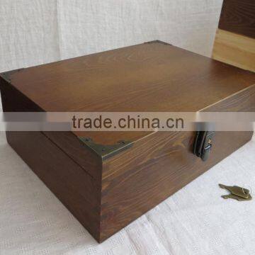 Unfinished wooden compartment boxes with Lid