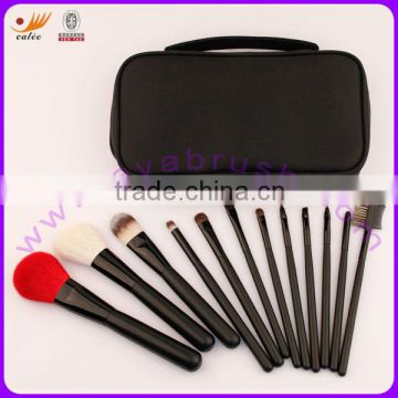 Matt Black Travel/Portable Cosmetic Brush Set with Red&White Hair