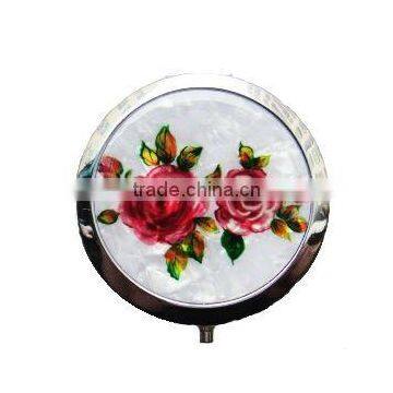 Shell cosmetic mirror SCM001