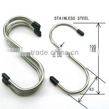 rustless metal hanger stainless steel S shape hook with black sheath, thickness 3.5 and height 105 mm for hanging use