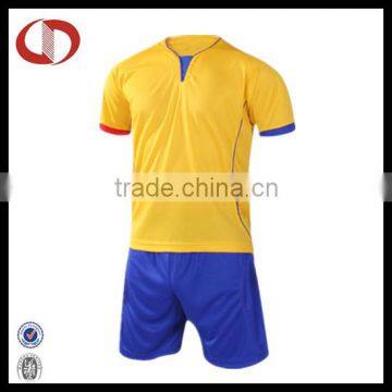 High quality men soccer jersey from china