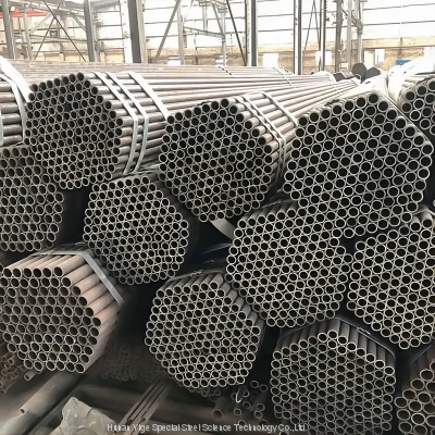Superior Quality Low Content Alloy Welded Pipe Seamless Carbon Steel Pipe photo-5