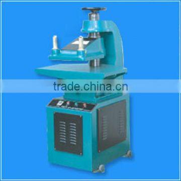 HYDRAULIC PUNCHING DEVICE