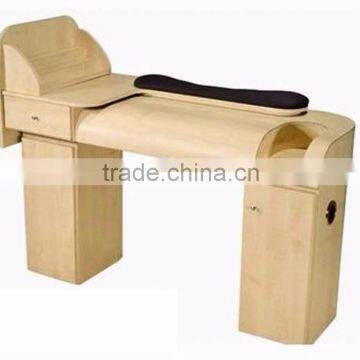 Manicure Table