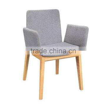 D022 Beech wood chair