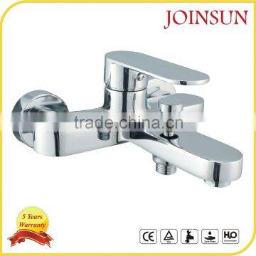 Chrome Plated Single Lever Wall Mounted Bathtub Mixer