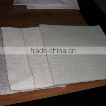 Polyester geotextile