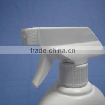 White Trigger Sprayer