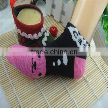 custom design cotton kid socks manufacturer