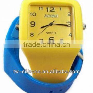 2013 new sport square color watches silicon