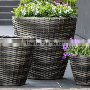 Decoration Flower Pot Waterproof Resin Wicker Woven Garden Planter photo-3