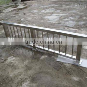 High Quality Stainless Steel Short Rail Fence Railing photo-2