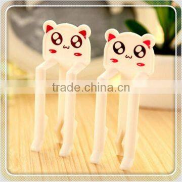 New Product of 2015 Lovely Cartoon Garbage Bag Holder Clip Plastic Trash Bag Holder Clip photo-2