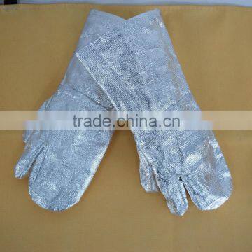 Resistant High Temperature Insulated Gloves Fire Protection Glove photo-2