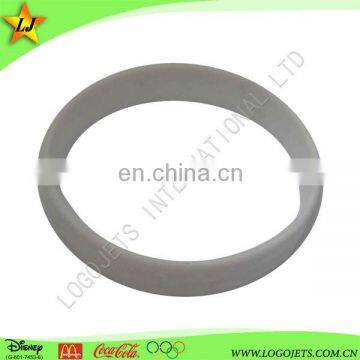 Standard bulk promotional item custom new embossed and debossed Silicone Bracelet