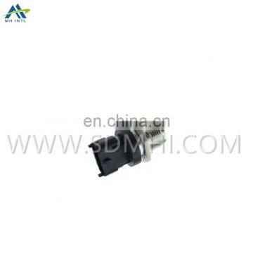 Auto Parts Fuel Rail High Pressure Sensor 8099063 For IVECO photo-2