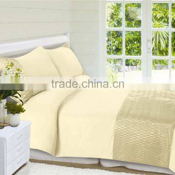 Microfiber solid pleated duvet cover