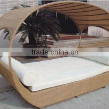 Foshan Factory Price Best Quality Indoor Furniture Rattan Daybed With Cushion Quality Choice