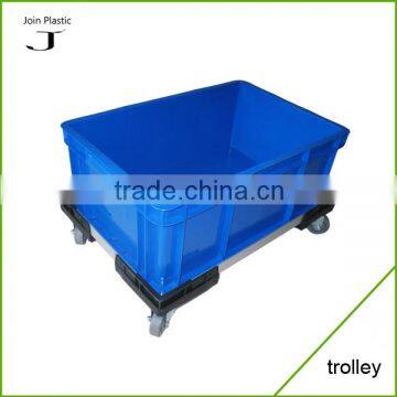 Plastic moving crate with dolly