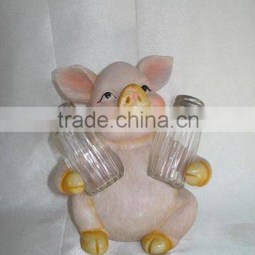 pig salt and pepper holder