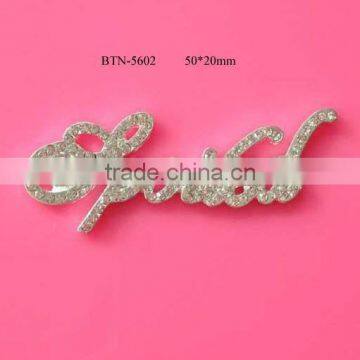 Hot selling factory price letter rhinestone button in stock (btn-5602)