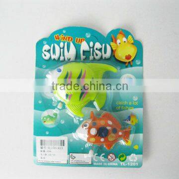 wind up plastic swimming fish