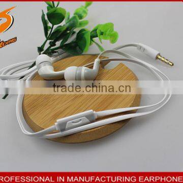 Factory Directly Wholesale Plastic Eabuds With Beautiful Colors for All Kinds of Media Player photo-4