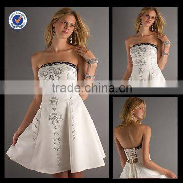 New Design Wholesale Custom Made Mini Elegant White Satin Embroidery With Bandages Cocktail Dress C0095