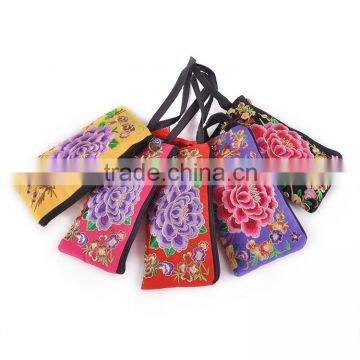 2016 Hot Sale High Quality and Beautiful Colorful China Style Ethnic Embroidery Bag Wallet for Lady photo-6