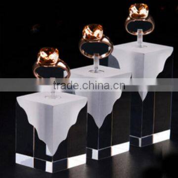 wholesale acrylic ring display holders
