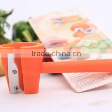 Hot Sale TV Product Plastic Good Grips Swivel Easy Carrot Curler Peeler photo-4
