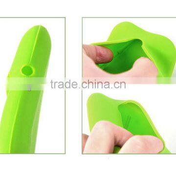 Fashion silicone key pouch