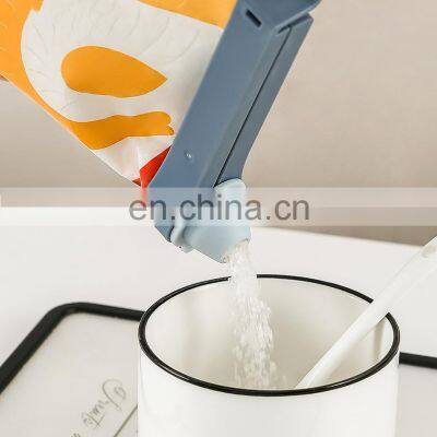Affordable Portable Promotion Customized Strong Lock Plastic Food Sealing Bag Clips photo-2