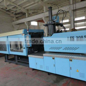 plastic Injection Molding Machine