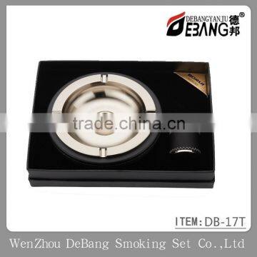 Leather round metal ashtray