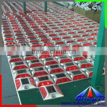 0.3WP 3.87V/100mA LED Solar Road Stud Light, 2/3pcs Led Solar Road Markers, Waterproof Flashing Reflective Led Solar Road Stud photo-4