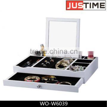 Multifuntional Table Jewelry Box Make-up Saver