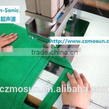 Non-woven bag welding machine