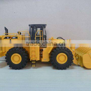 1:35 diecast loader machine model