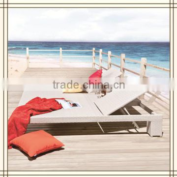 adjustable double white lounger/ white lounger (3041)