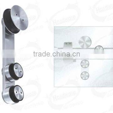 Sliding door roller