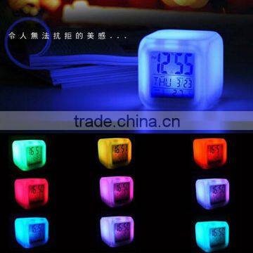 Hot Selling 7 Color Changing Led Digital Alarm Clock photo-4