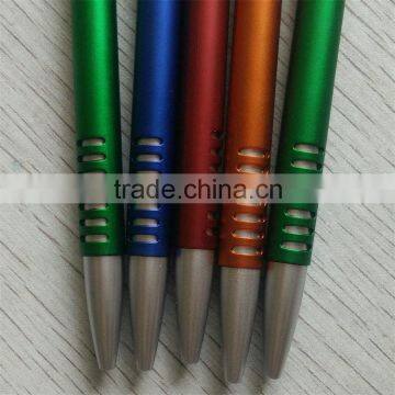 Latest Innovative Products Lacquer Barrel, Silver Neb and Clip Top Sale Plastic Pen