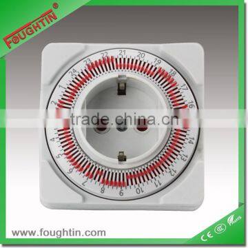 Digital timer with EU plug and socket