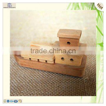 Wholesale Handmade Unfinished Kids Wooden Toy Tractor Car photo-6